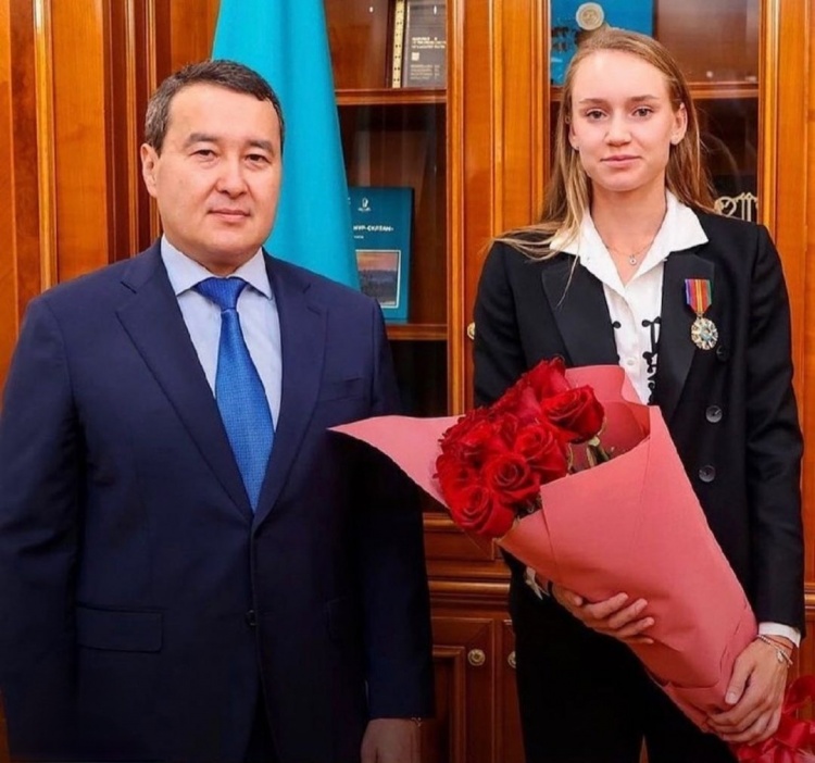 的决策却频 的决策却频