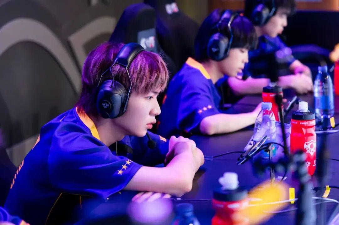 的单一手牌 的单一手牌