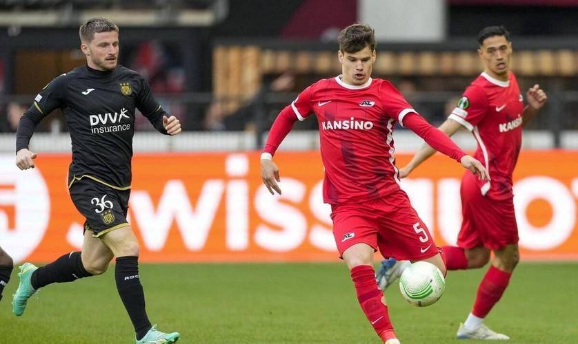 肋部撞墙 肋部撞墙