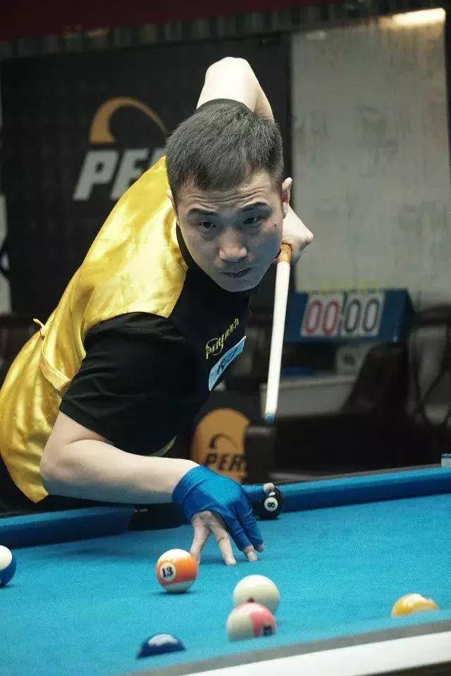 的英雄分层 的英雄分层